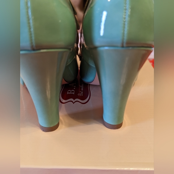 {B.A.I.T. But Another Innocent Tale} Heels - Picture 3 of 4